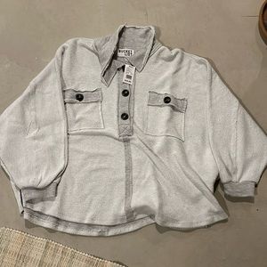 Women’s pullover sweater